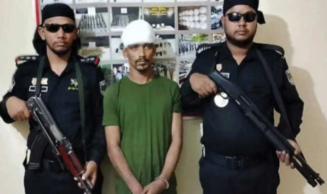 অস্ত্র-গুলিসহ শীর্ষ সন্ত্রাসী শহিদুল গ্রেপ্তার